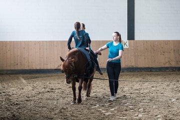 Bild 646 - Voltigierturnier